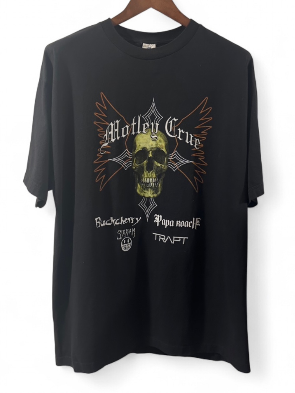 Vintage Y2K Motley Crue Cruefest Graphic T-shirt Size Men’s XL